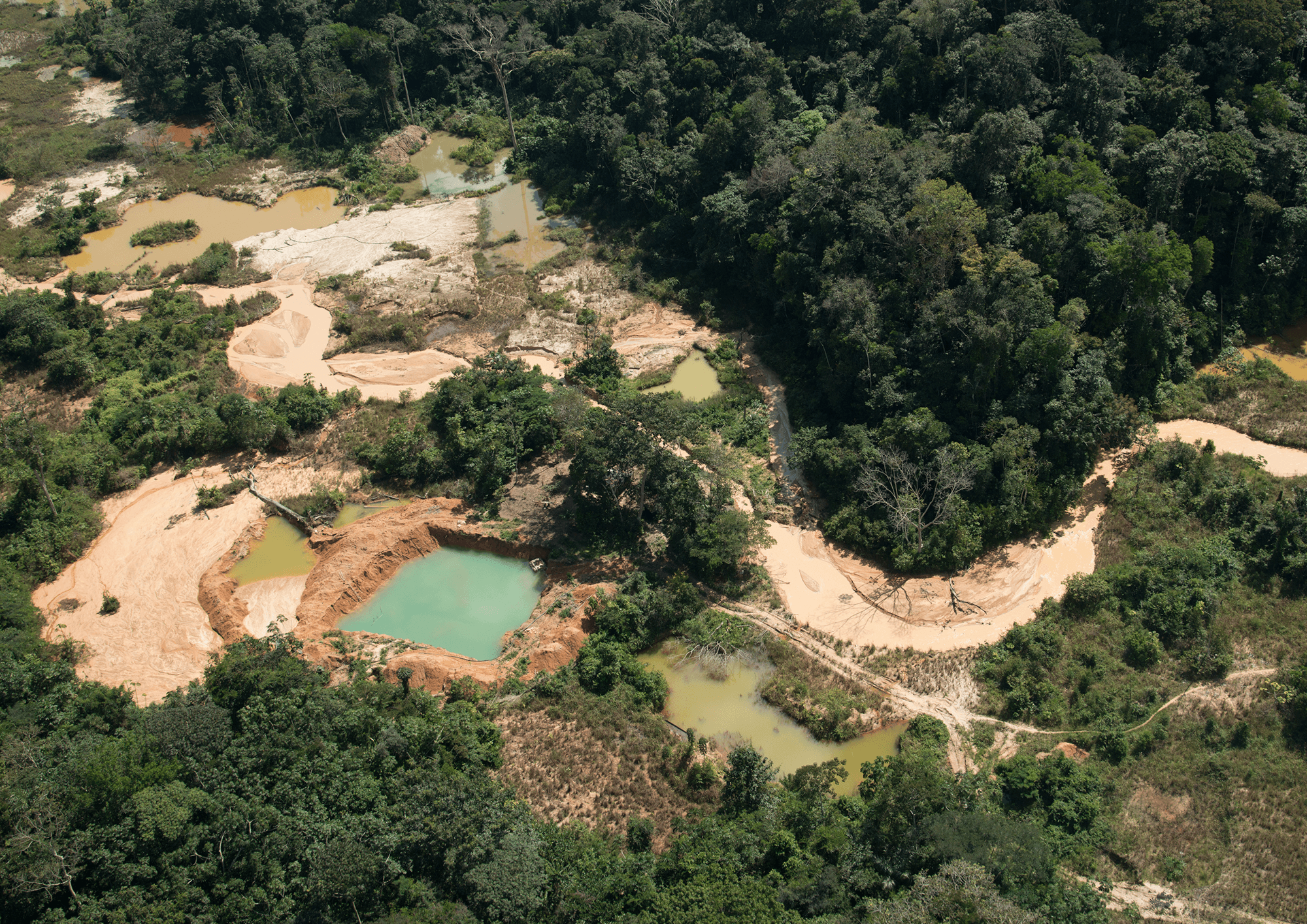Atividade ilegal tem mais de quatro mil pontos na Amazônia