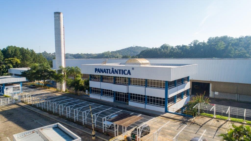 CSN firma contrato de compra da Panatlântica