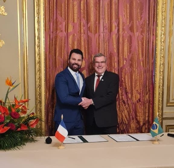 SGB assina acordo de cooperação técnica com a França