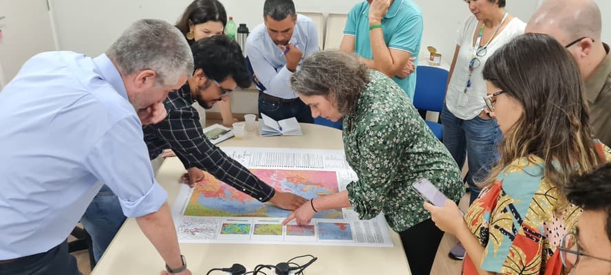 SGB e BGS estudarão lítio e grafita no Jequitinhonha