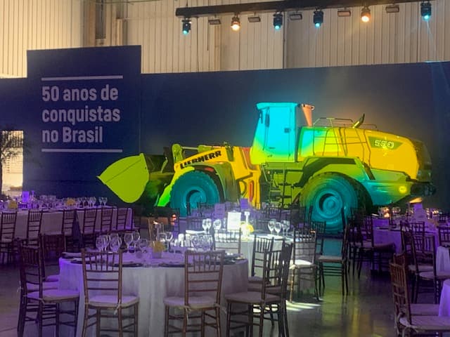 Liebherr celebra 50 anos de atuação no Brasil e 75 no mundo
