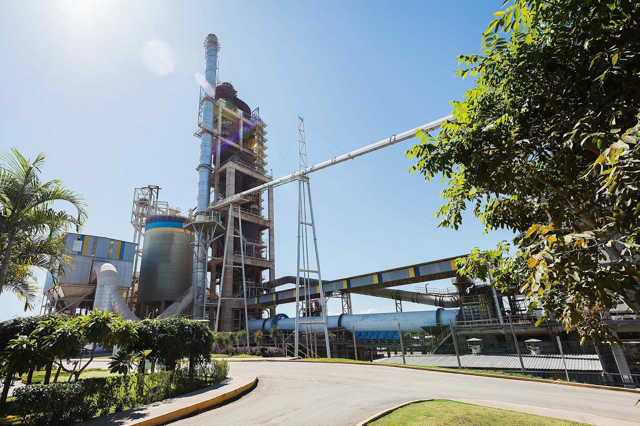 Receita líquida global da Votorantim Cimentos cresce 5% no trimestre