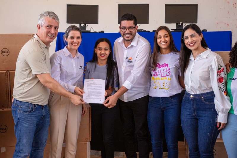 Galvani assina acordo de R$ 8 milhões para projetos sociais em Irecê