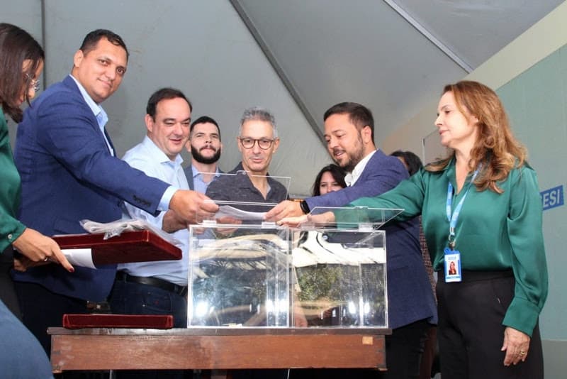 Investimento de R$ 1,1 bilhão e transferencia de imóvel para o Sesi-MG