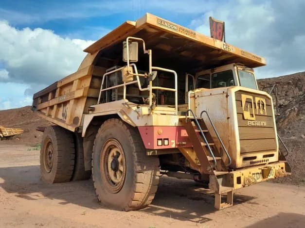 Mineração Usiminas e MRN colocam frotas à venda