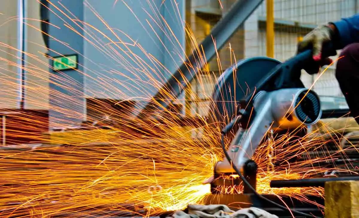 Receita líquida do setor de bens de capitalcresce quase 10% em junho