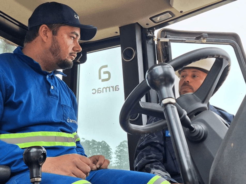 Armac amplia escola para formação de operadores