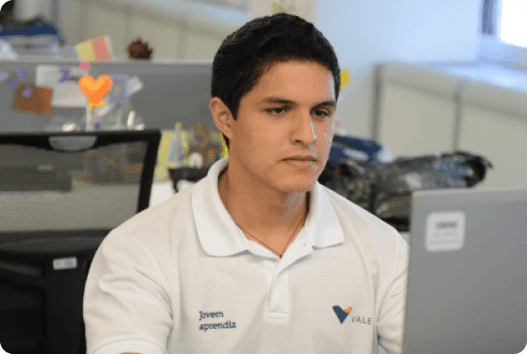 Programa Jovem Aprendiz oferece 70 vagas em 20 cidades