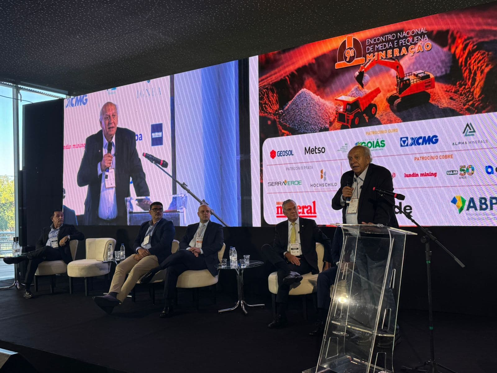 “O Brasil precisa de uma política de estado para a mineração”