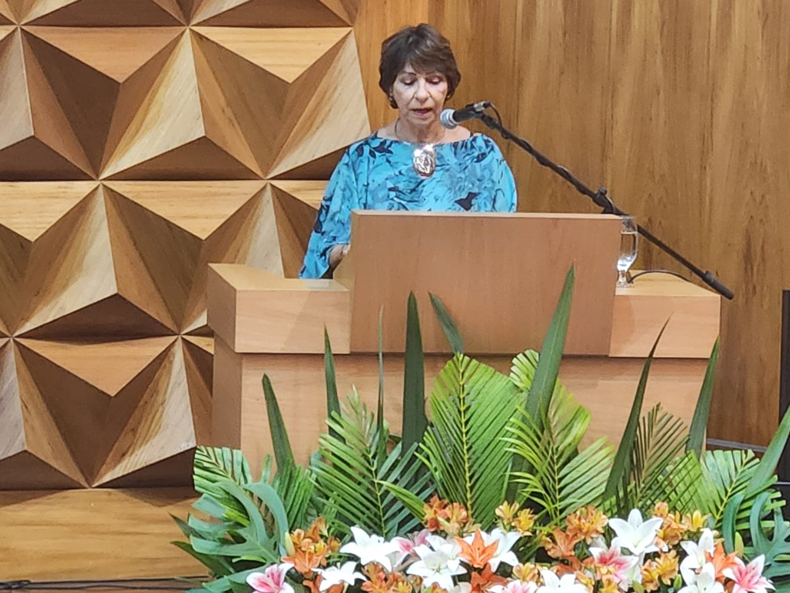 A primeira Professora Emérita em 113 anos na Engenharia da UFMG