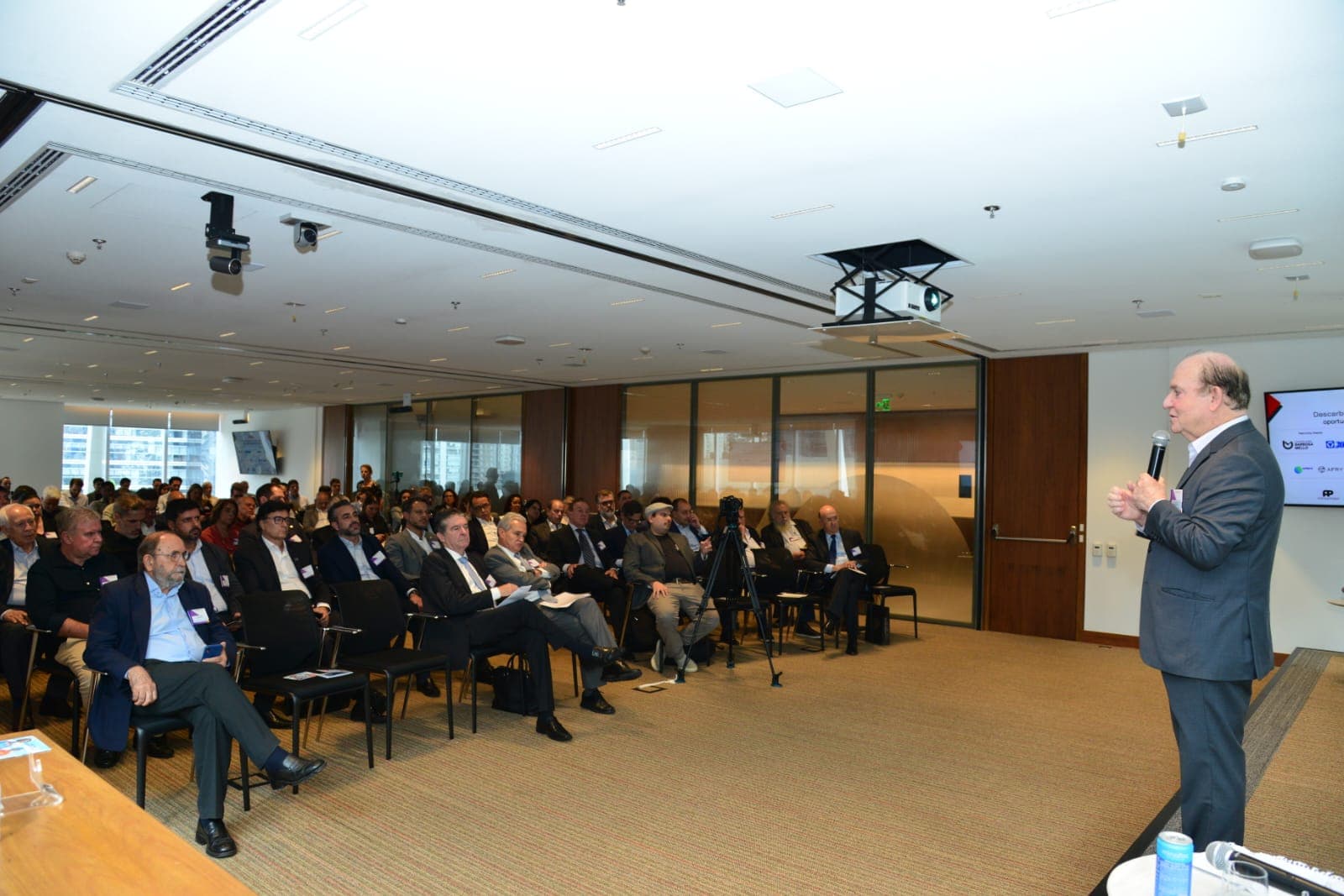 Quem paga a conta da descarbonização no setor mineral?