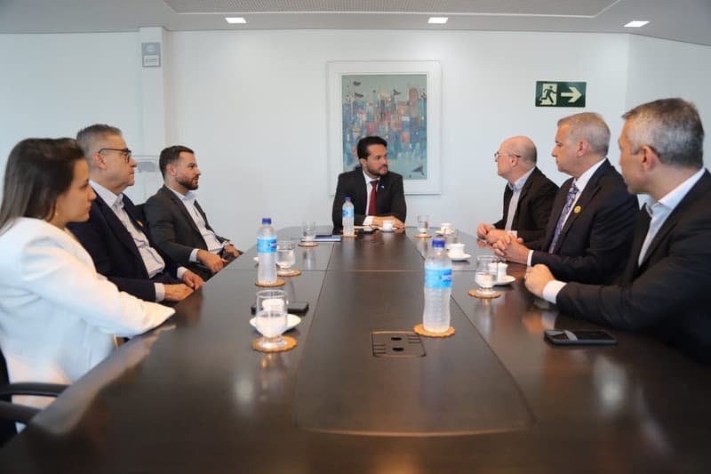 Resouro investe R$ 500 milhões em terras raras e titânio em MG