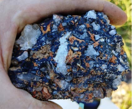 Equipe vê indícios de manganês, cobalto e lítio no Cráton São Francisco