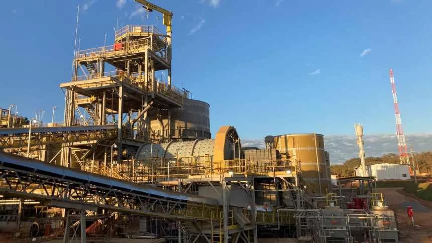 Receita líquida da Aura Minerals é alavancada pelo preço do ouro