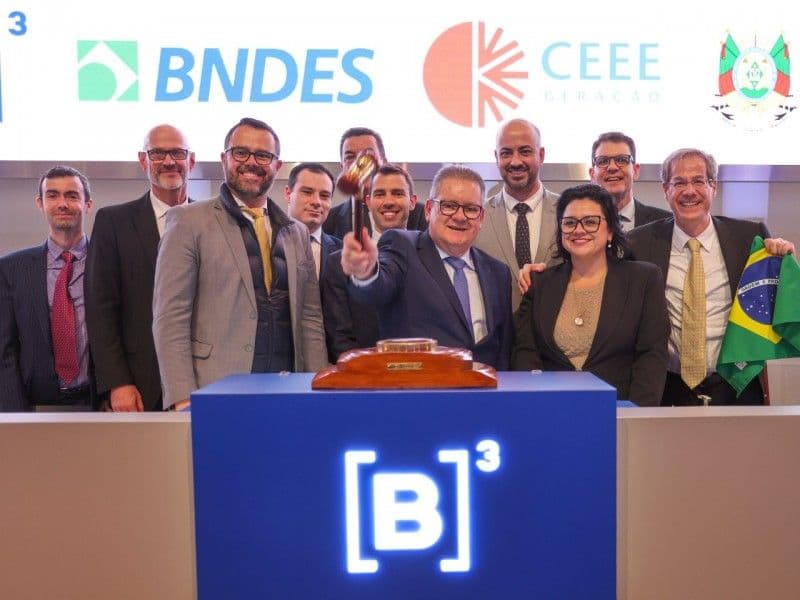 Controlada paga R$ 928 milhões por parte da CEEE-G