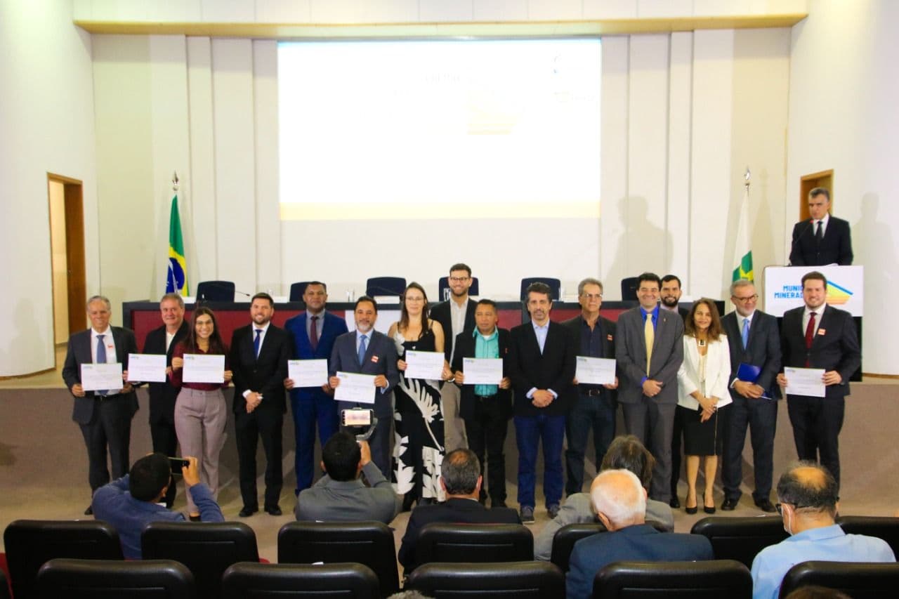 Municípios mineradores recebem premiação