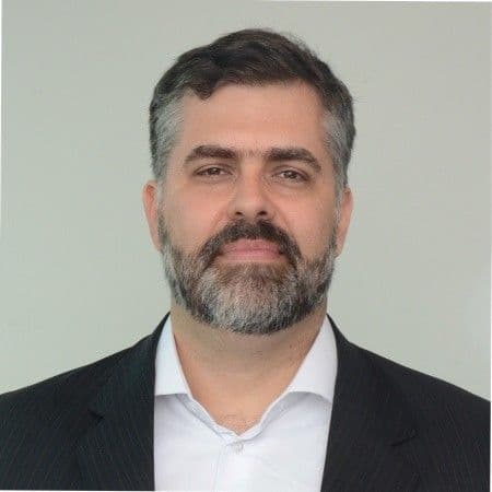 Mercado reage mal a saída de CFO