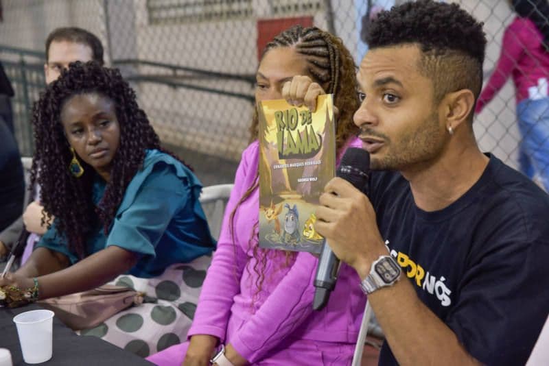 Moradores reclamam da falta de informações