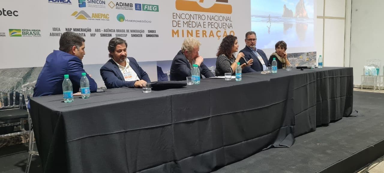 Goiás reduz prazos de oito anos para até 23 dias