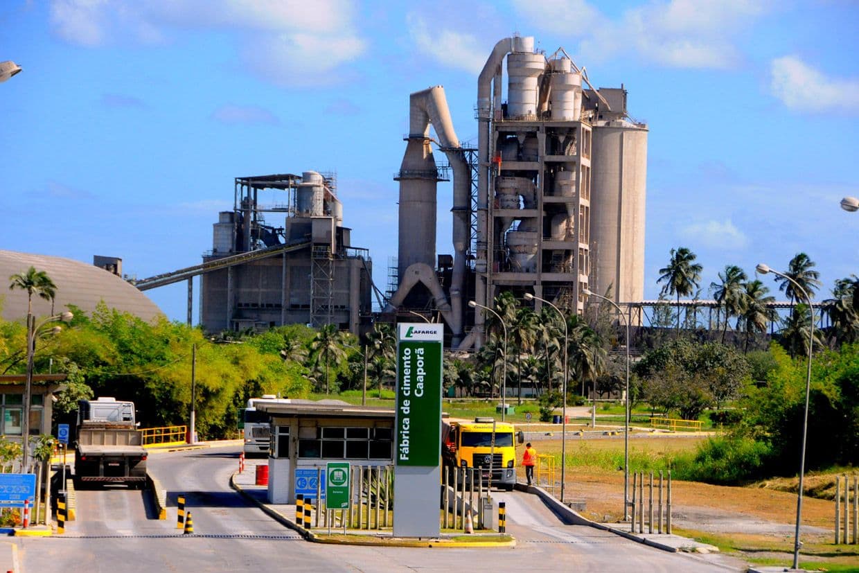 Cade aprova compra da LafargeHolcim pela CSN