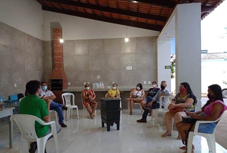 Destino ambientalmente correto para lixo em Vazante