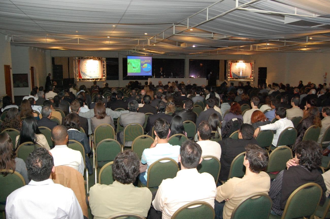 Congresso Brasileiro é adiado para junho de 2022