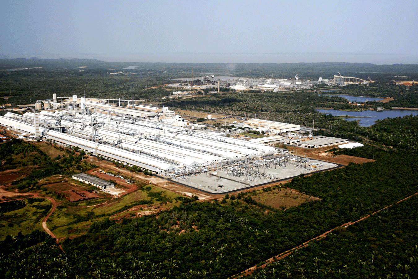 Alcoa vai retomar produção na Alumar, em São Luís