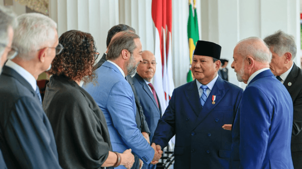 Brasil e Indonésia assinam parceria em energia e mineração