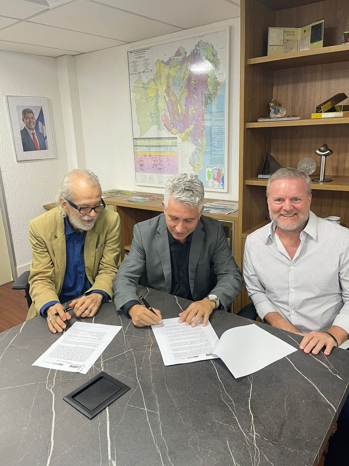 CBPM e empresa canadense assinam acordo