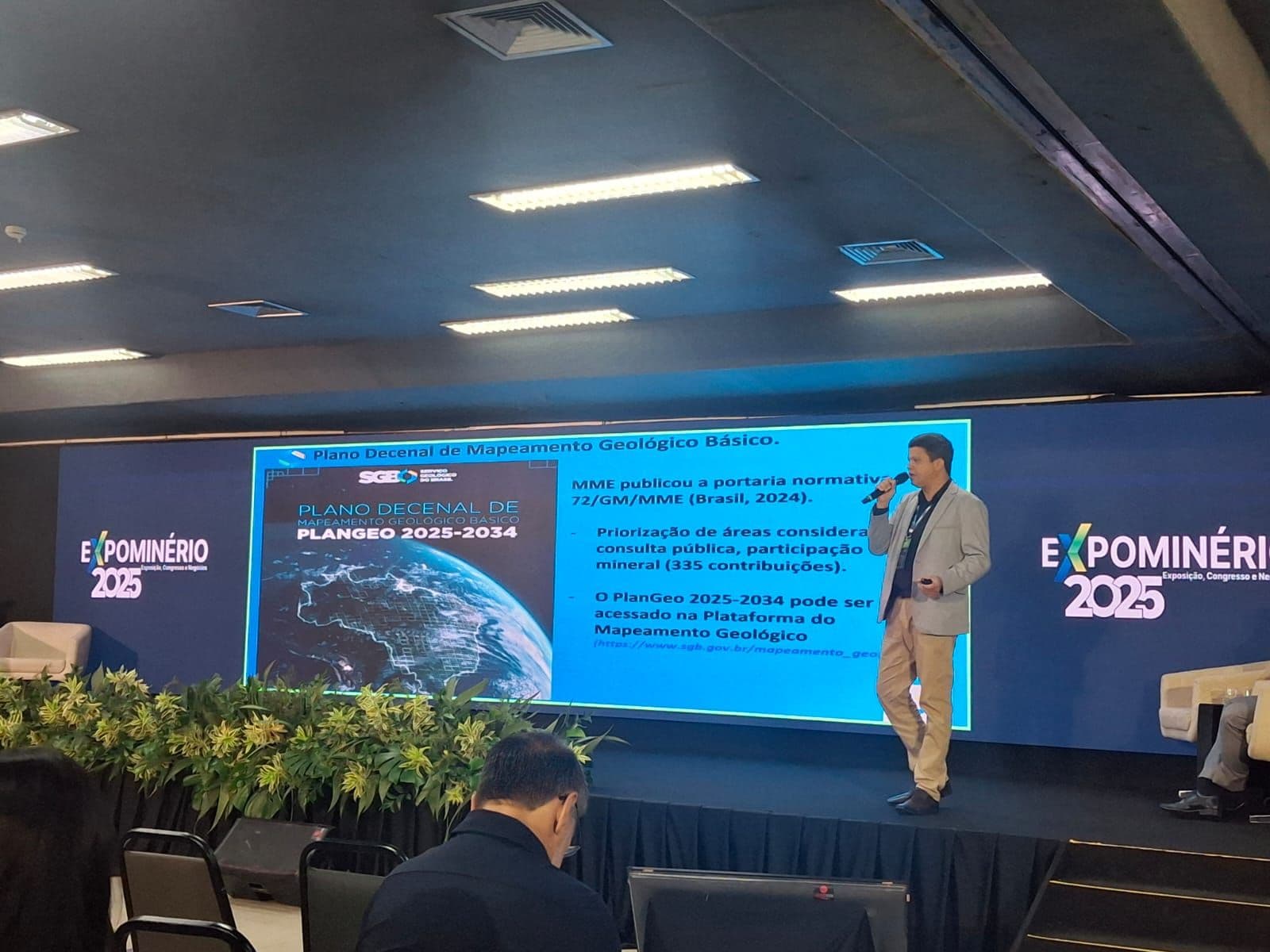SGB destaca potencial mineral do estado na Expominério