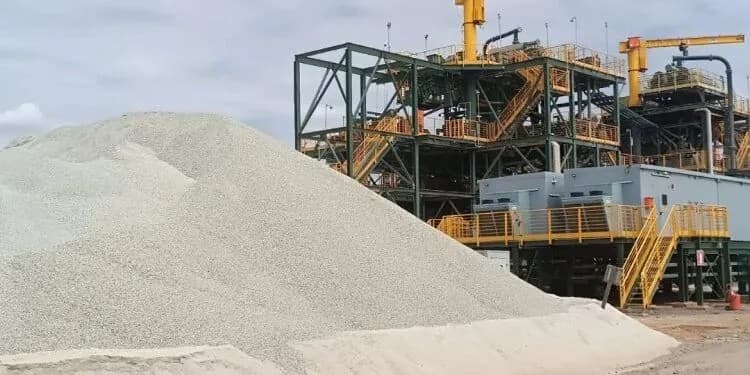 Sigma Lithium conclui venda de 400 mil toneladas de óxido premium
